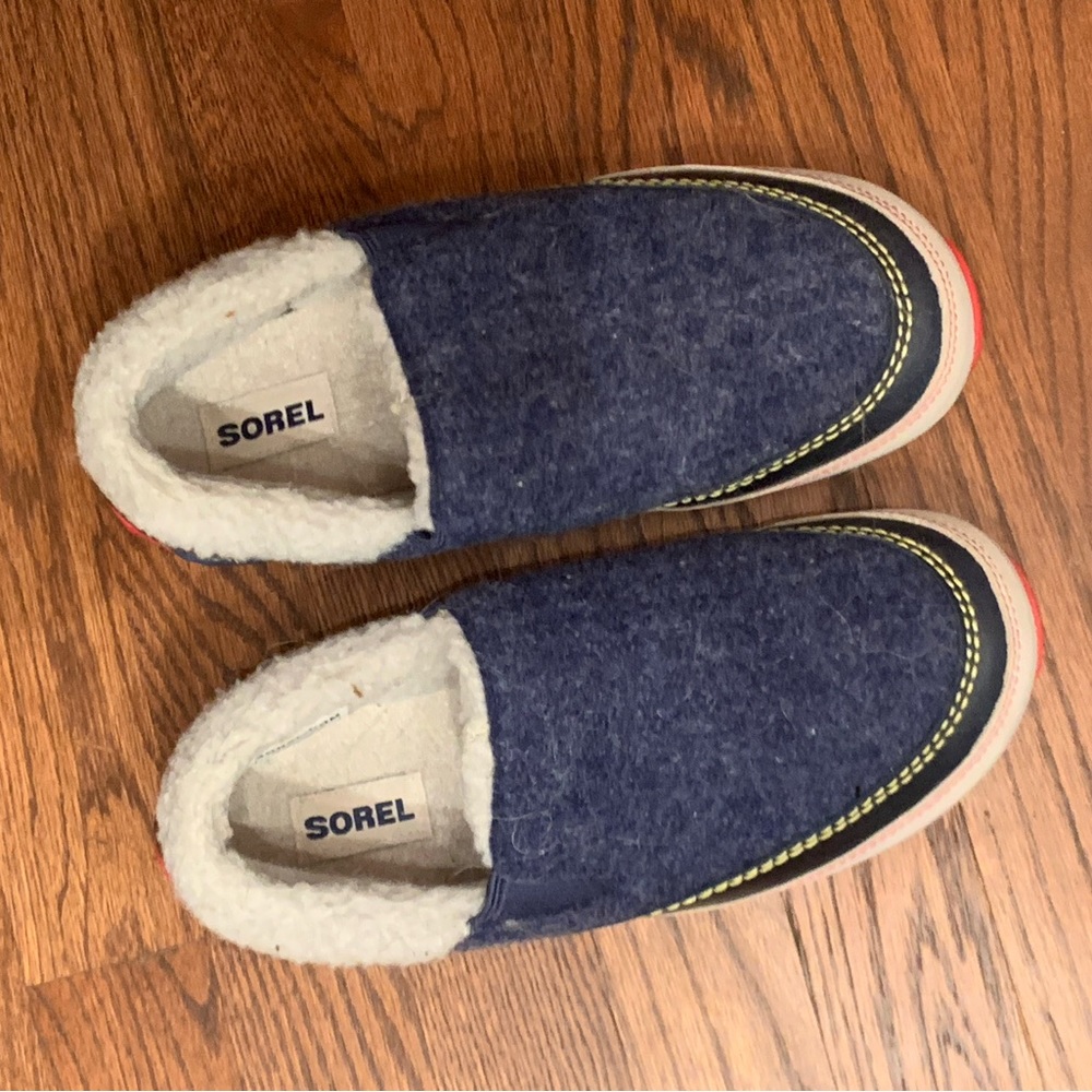 Sorel MacKenzie Snow Slip-ons